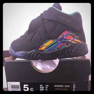 Jordan Retro toddler sneakers